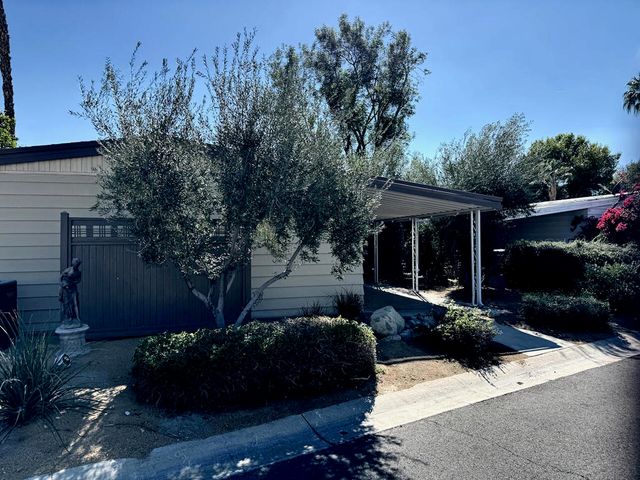409 S Paseo Laredo, Cathedral City, CA 92234