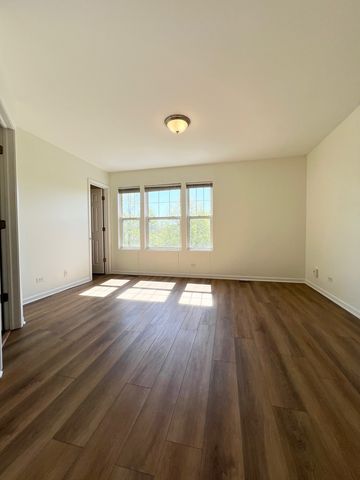 601 Blackstone Court, Aurora, IL 60504