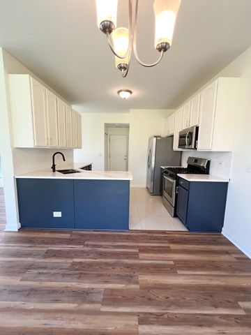 601 Blackstone Court, Aurora, IL 60504