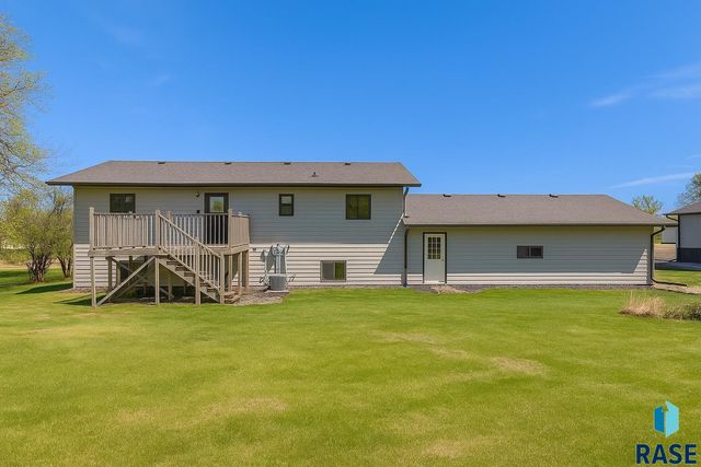 805 College Ave N Avenue N, Wessington Springs, SD 57382