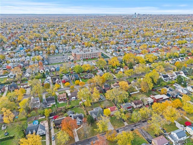 42 Jasper Drive, Amherst, NY 14226