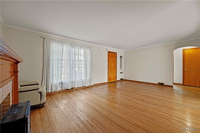 42 Jasper Drive, Amherst, NY 14226