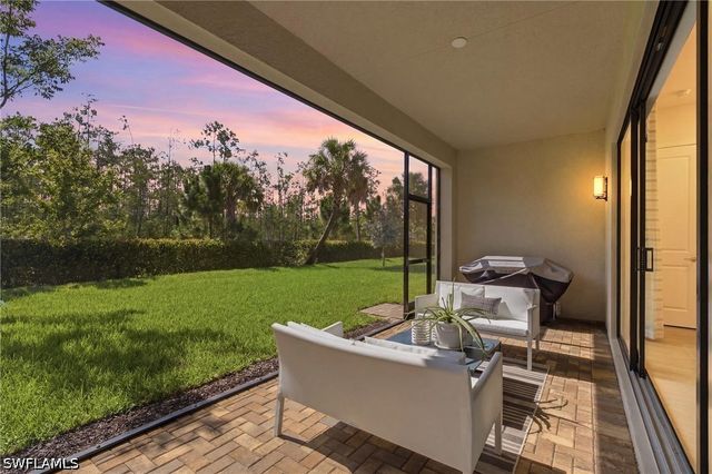20374 Fair Oak LN, Estero, FL 33928