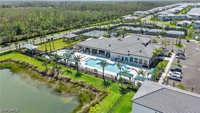 20374 Fair Oak LN, Estero, FL 33928