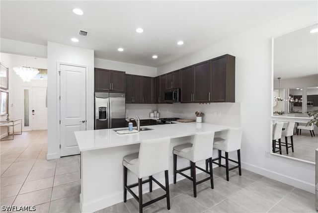 20374 Fair Oak LN, Estero, FL 33928