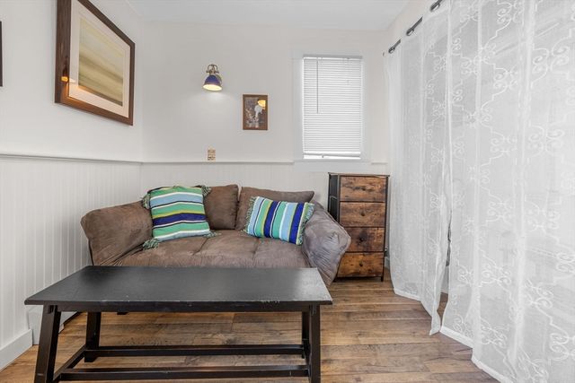 495 Commercial St 11, Provincetown, MA 02657