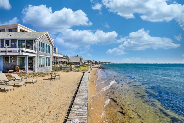 495 Commercial St 11, Provincetown, MA 02657