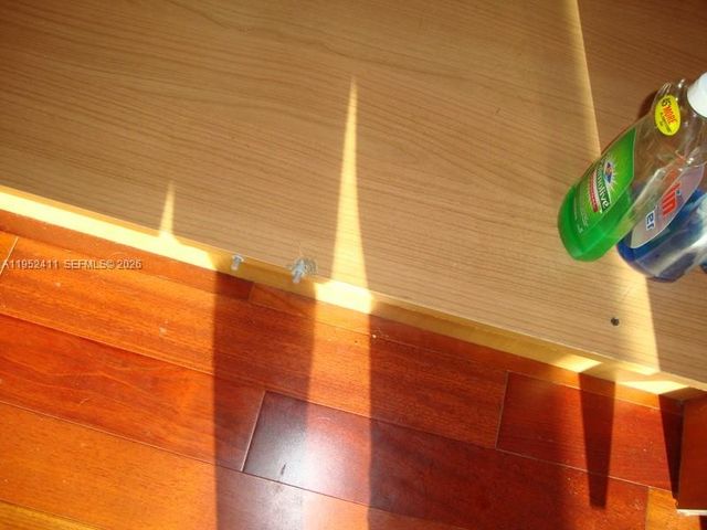 300 S Biscayne Blvd T-3009, Miami, FL 33131