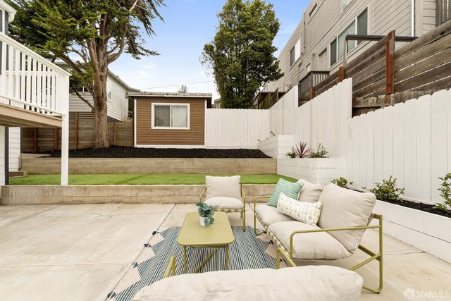 830 Mount Vernon Avenue, San Francisco, CA 94112