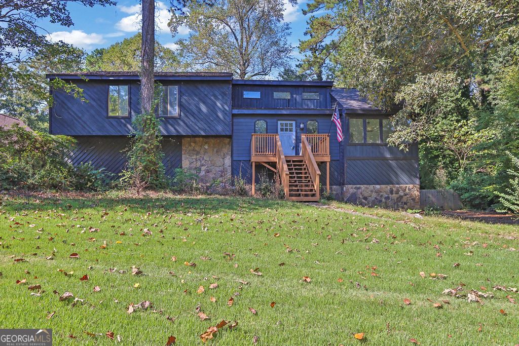 5169 Rockbridge Drive, Stone Mountain, GA 30087 — photo 2