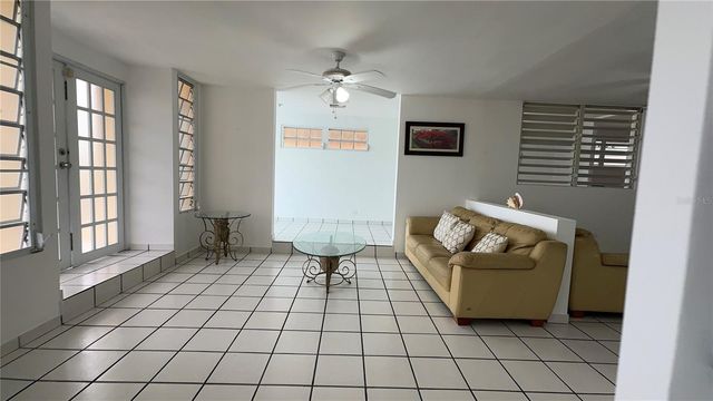 URB COLINAS DE FAIR VIEW CALLE 223 4W-18, Trujillo Alto, PR 00976
