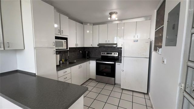 URB COLINAS DE FAIR VIEW CALLE 223 4W-18, Trujillo Alto, PR 00976