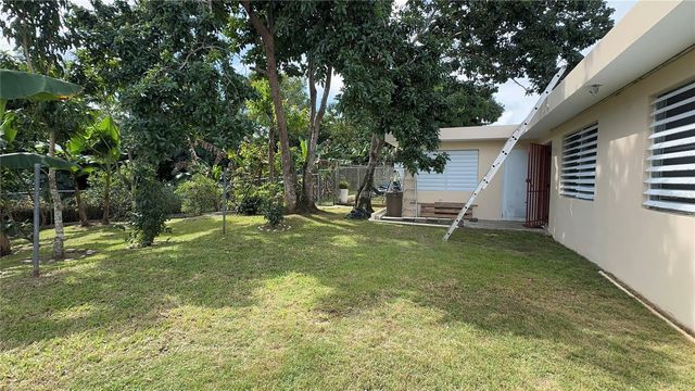 URB COLINAS DE FAIR VIEW CALLE 223 4W-18, Trujillo Alto, PR 00976