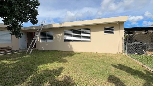 URB COLINAS DE FAIR VIEW CALLE 223 4W-18, Trujillo Alto, PR 00976