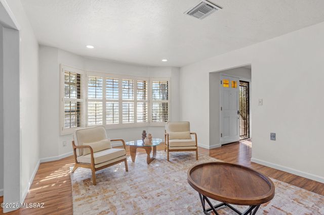 6939 E Crestline Drive, Tucson, AZ 85715