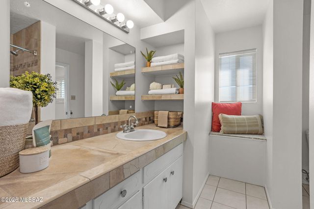 6939 E Crestline Drive, Tucson, AZ 85715