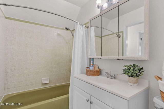 6939 E Crestline Drive, Tucson, AZ 85715