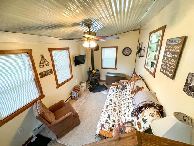 W10807 NEVELN LANE, Crivitz, WI 54114