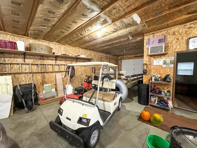 W10807 NEVELN LANE, Crivitz, WI 54114