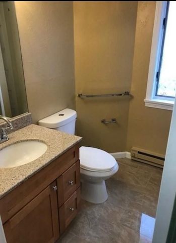 17 Margin 14, Lynn, MA 01904