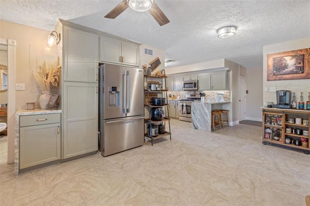 357 White Oak Drive, Lake Charles, LA 70611