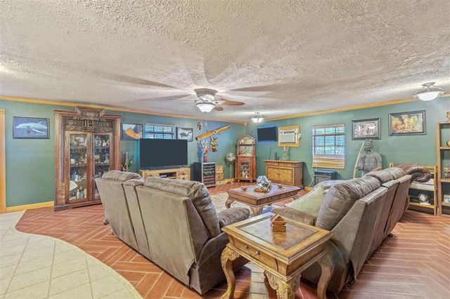 357 White Oak Drive, Lake Charles, LA 70611