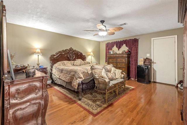 357 White Oak Drive, Lake Charles, LA 70611