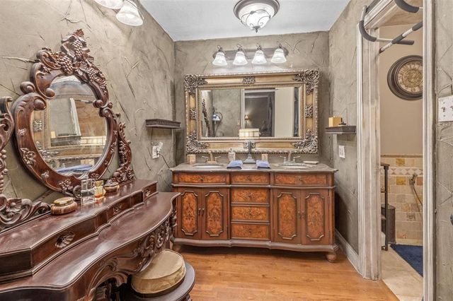 357 White Oak Drive, Lake Charles, LA 70611