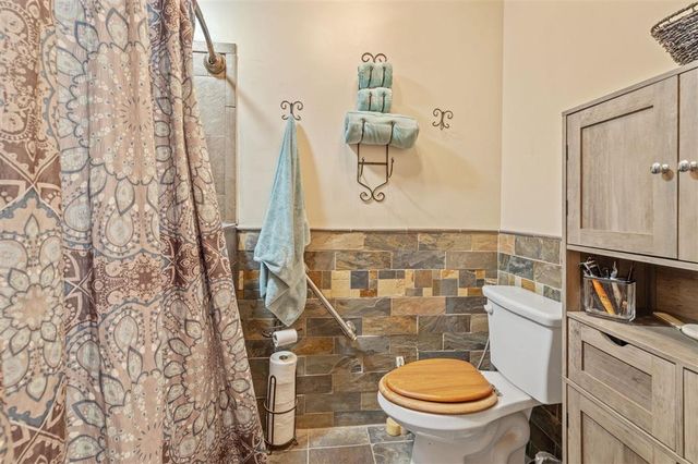 357 White Oak Drive, Lake Charles, LA 70611