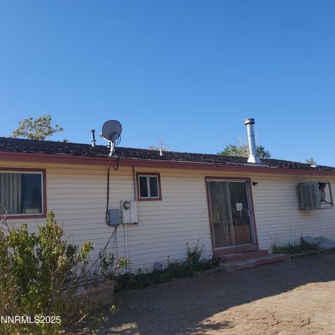 315 Pine Street, Hawthorne, NV 89415