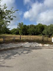 5374 WAR HORSE DR, San Antonio, TX 78242