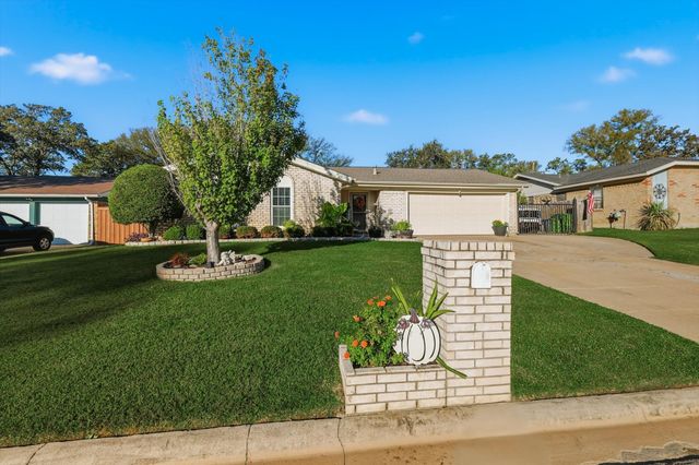 6971 Cox Lane, North Richland Hills, TX 76182
