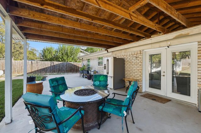 6971 Cox Lane, North Richland Hills, TX 76182