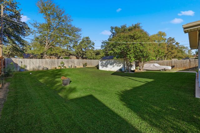 6971 Cox Lane, North Richland Hills, TX 76182