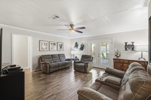 6971 Cox Lane, North Richland Hills, TX 76182