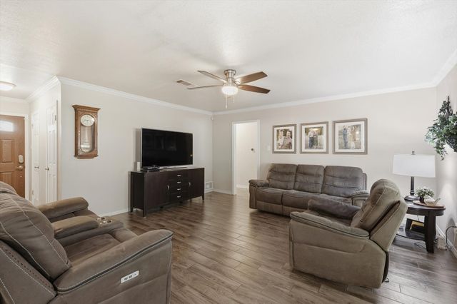 6971 Cox Lane, North Richland Hills, TX 76182