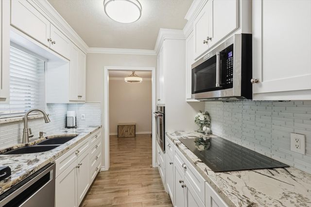 6971 Cox Lane, North Richland Hills, TX 76182