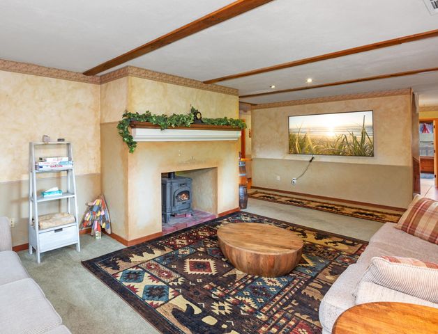 42182 Mynatt Dr Drive, Three Rivers, CA 93271