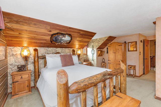 42182 Mynatt Dr Drive, Three Rivers, CA 93271