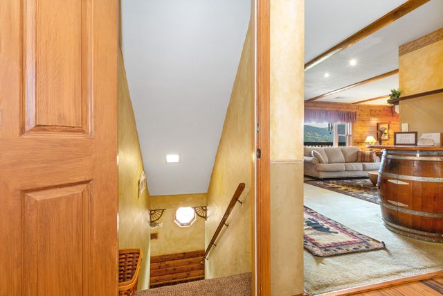 42182 Mynatt Dr Drive, Three Rivers, CA 93271