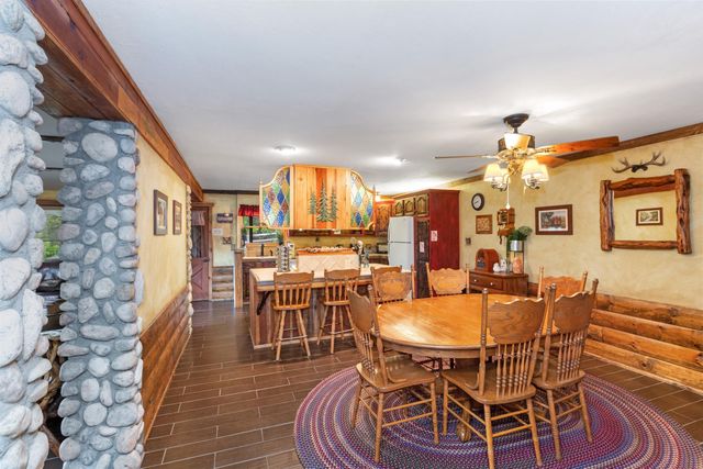 42182 Mynatt Dr Drive, Three Rivers, CA 93271