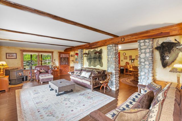 42182 Mynatt Dr Drive, Three Rivers, CA 93271