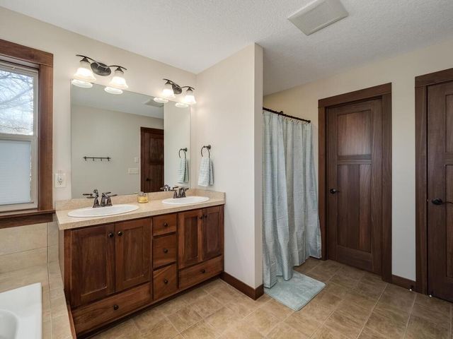 16074 Rhinestone Street NW, Ramsey, MN 55303