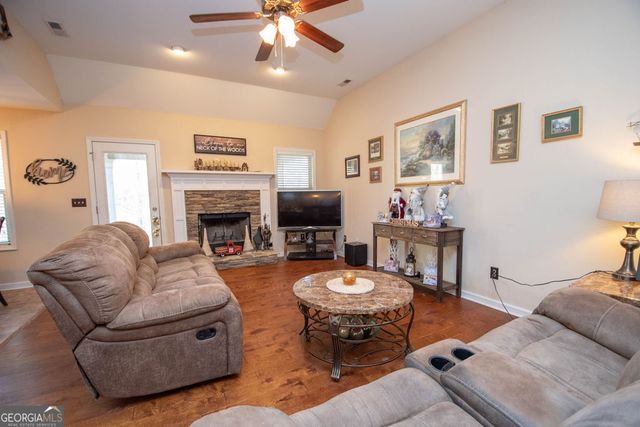 152 Moody Farm Road, Newnan, GA 30263