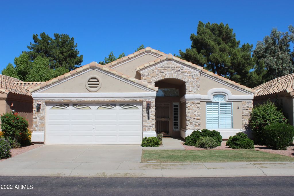 14482 W BUFFALO Trail, Surprise, AZ 85374
