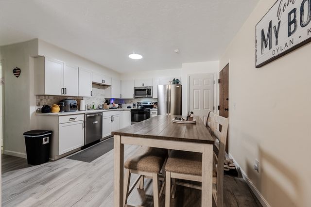 229 Vernon St 3, Worcester, MA 01607