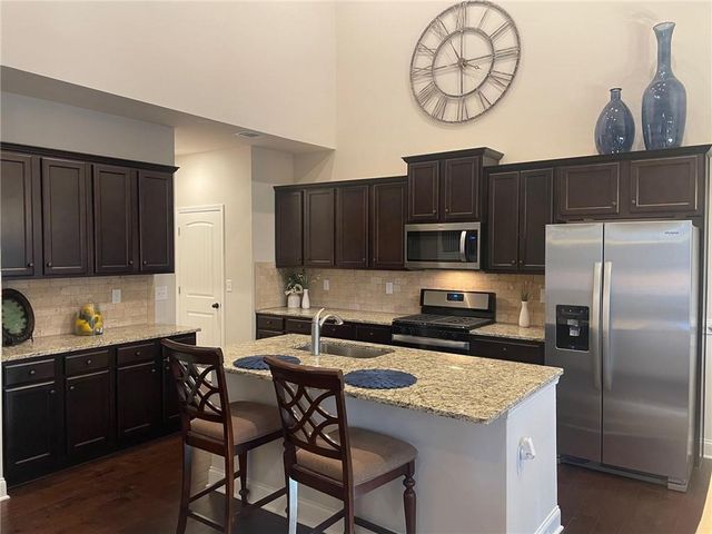 3315 Linstead Court, Loganville, GA 30052