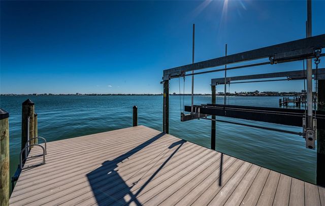 510 55TH AVENUE, St Pete Beach, FL 33706
