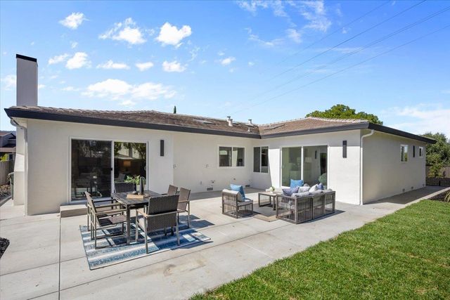 10712 Pebble Place, Cupertino, CA 95014