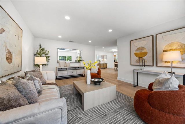 10712 Pebble Place, Cupertino, CA 95014